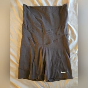 Nike Gray Bike Shorts High-Waisted Compression
